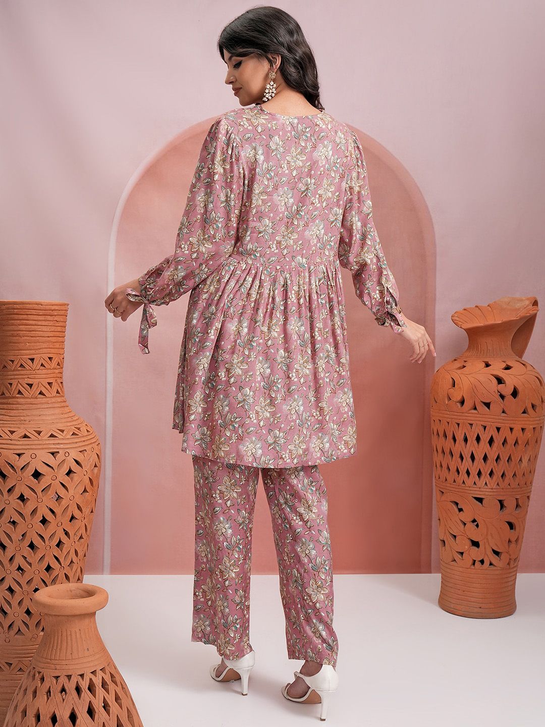 Vishudh Floral Printed Regular Kurta With Palazzos