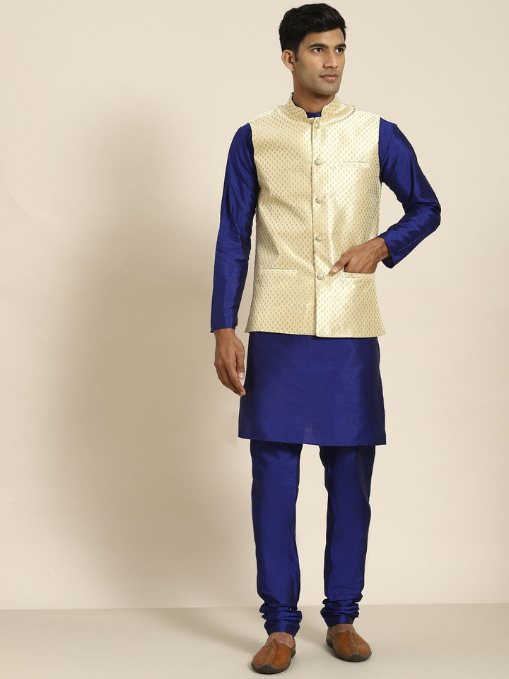 SOJANYA Men Navy Blue Kurta with Churidar
