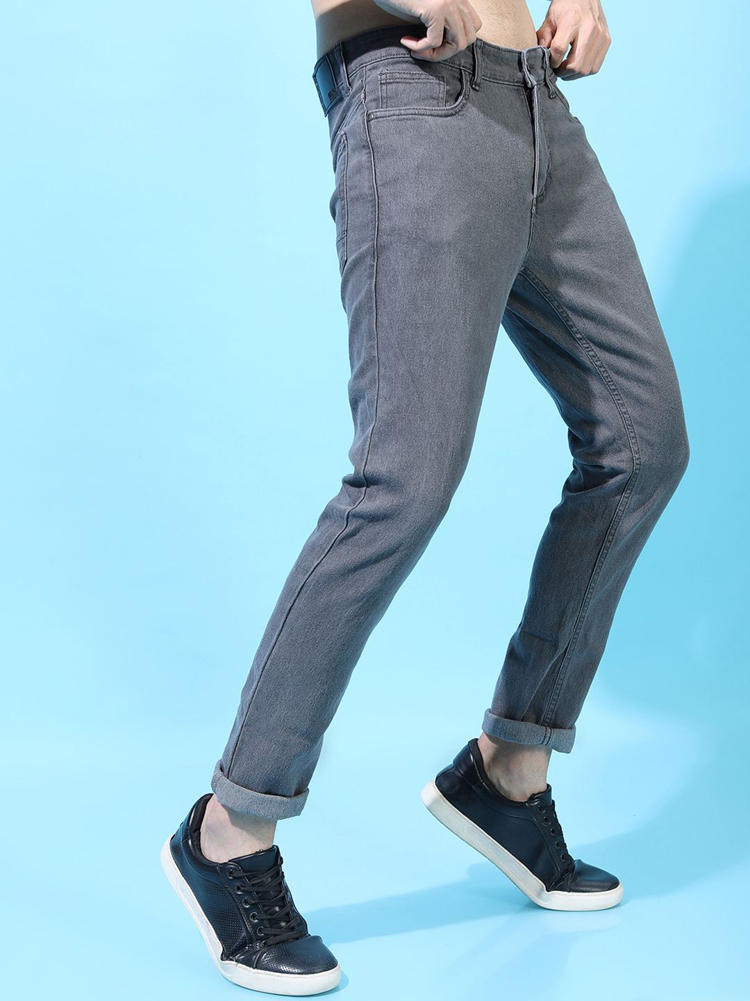 HIGHLANDER Men Grey Super Slim Fit Mid-Rise Clean Look Stretchable Jeans