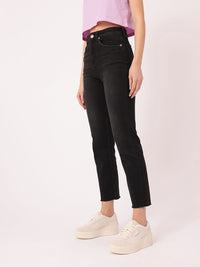 DressBerry Women Classic Vibe High-Rise Light Fade Frayed Cropped Jeans