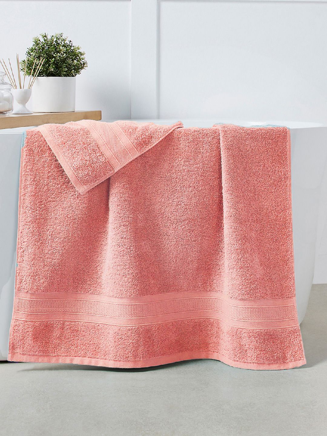 MYTRIDENT Peach Set Of 2 500 GSM Bath Towels