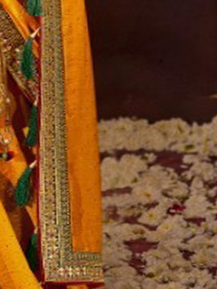 Saree mall Embellished Beads and Stones Silk Blend Sarees