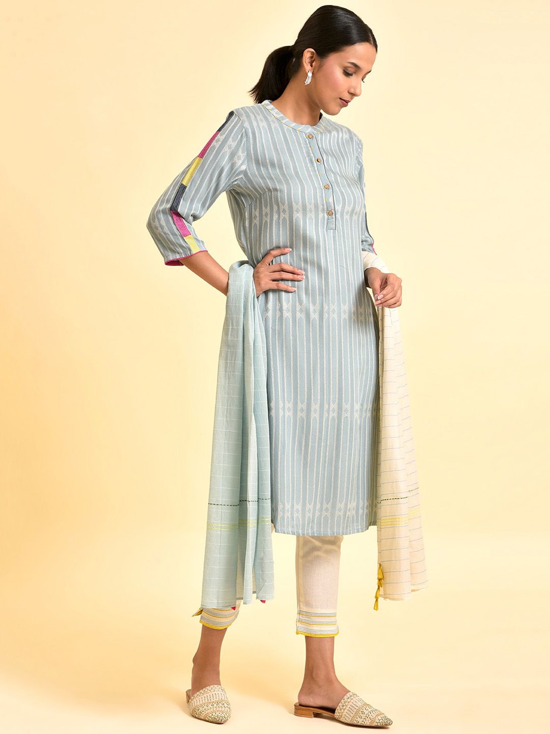 W Vertical Striped Regular Kurta With Trousers & Dupatta