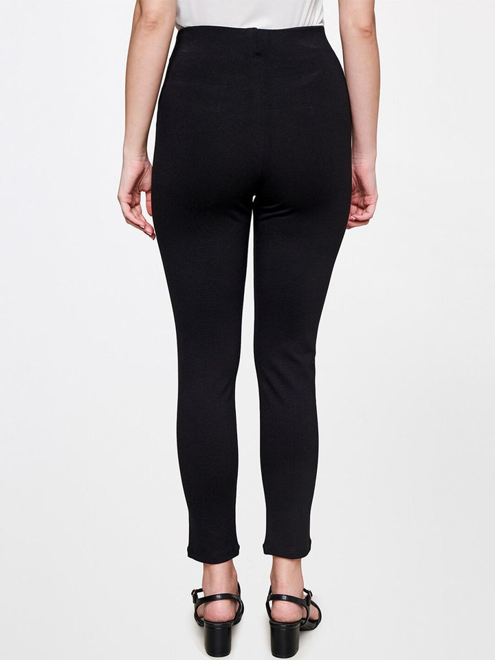 AND Women Tapered Fit Mid-Rise Trousers
