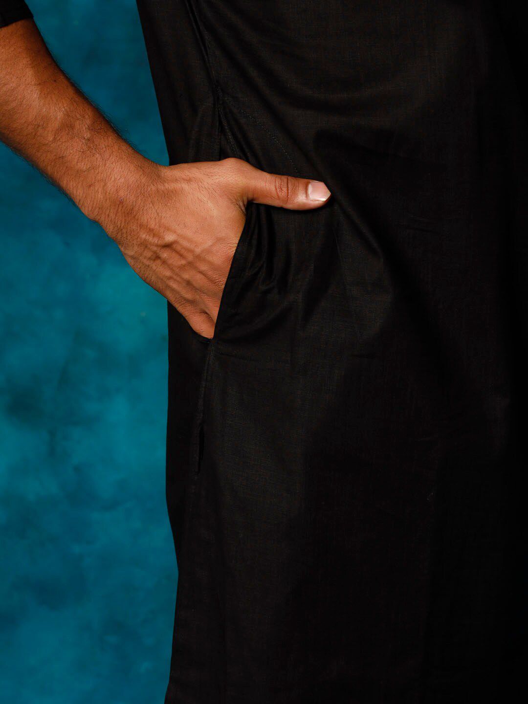 VASTRAMAY Mandarin Collar Straight Kurta With Pyjamas
