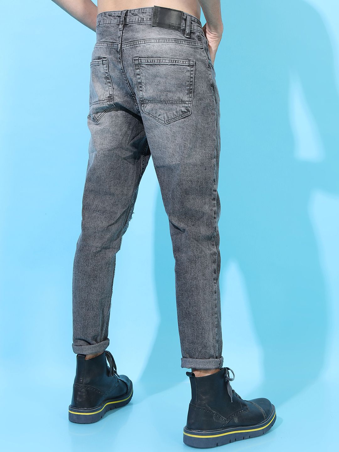 HIGHLANDER Men Grey Slim Fit Mid-Rise Highly Distressed Stretchable Jeans