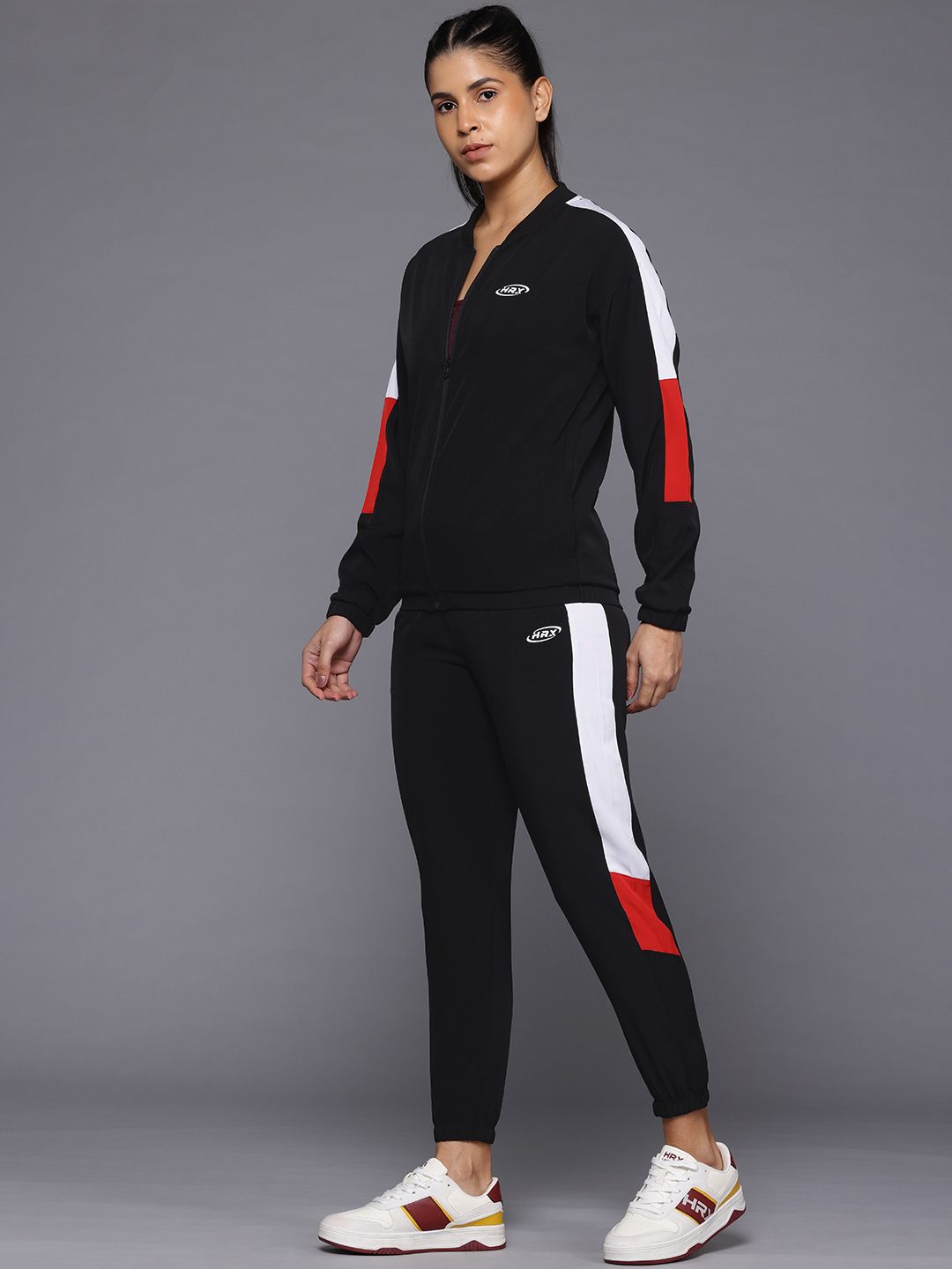 HRX by Hrithik Roshan Colourblocked Lifestyle Zip-Up Tracksuit