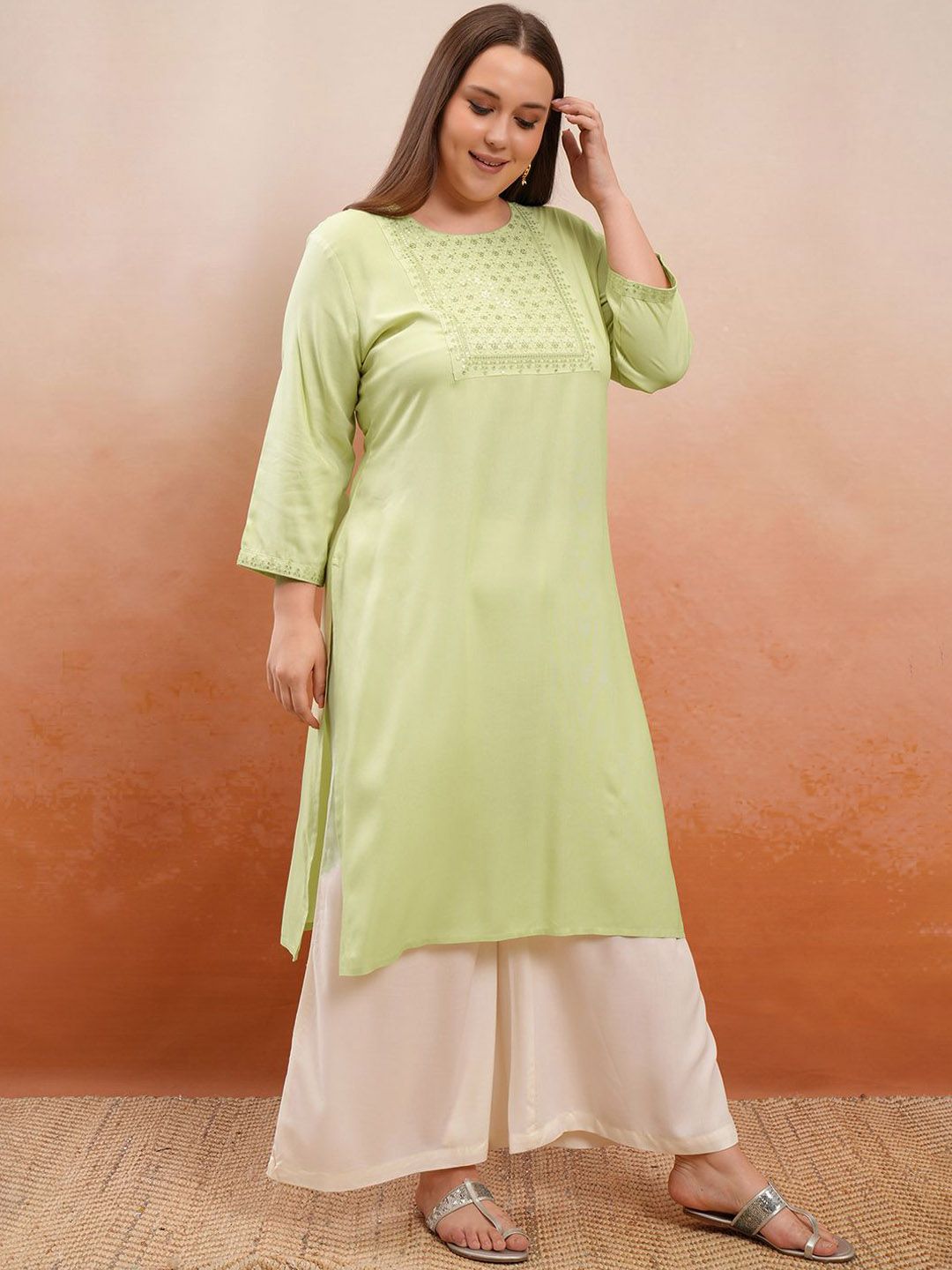 Vishudh Plus Size Green Floral Yoke Design Thread Work Straight Kurta