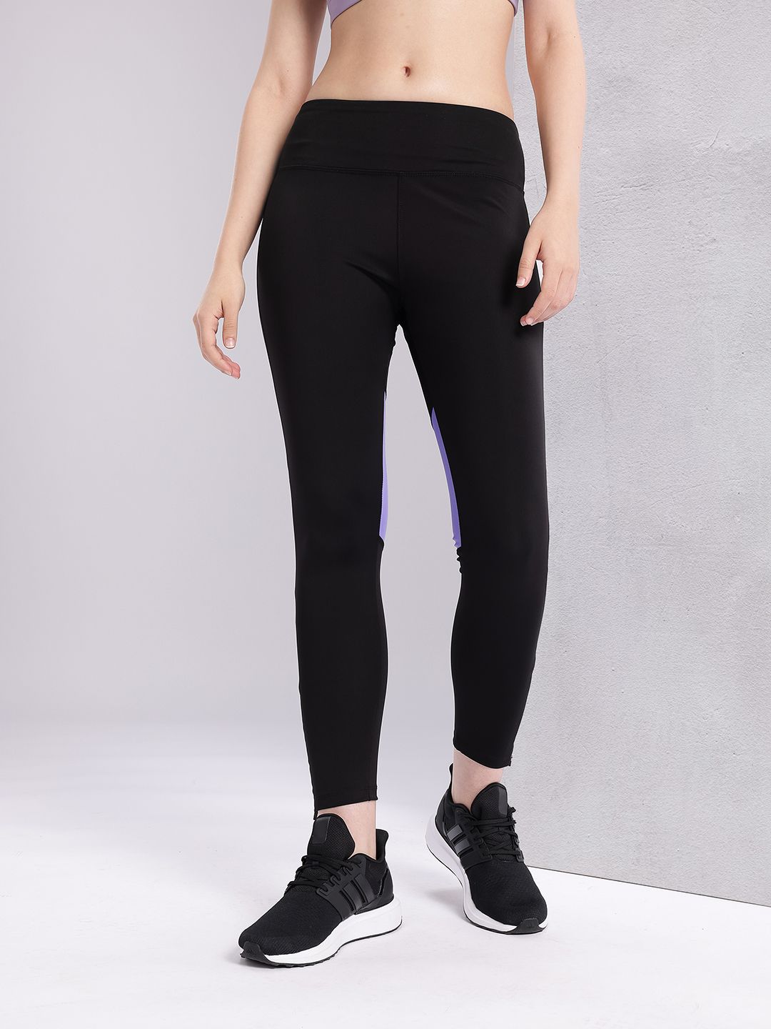 HRX by Hrithik Roshan Women Colourblock Rapid-Dry Cropped Running Tights