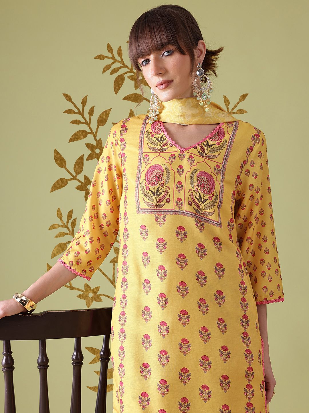 Anouk Women Floral Printed Regular Kurta with Trousers & Dupatta with Lace Detail