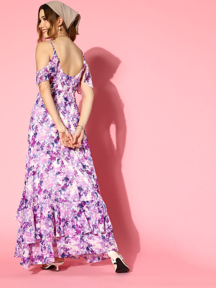 Berrylush Women Classic White Floral Tiered Dress