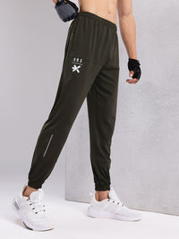HRX by Hrithik Roshan Men Rapid-Dry Training joggers