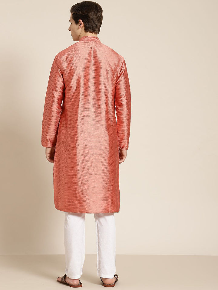SOJANYA Kurta Rekaan Sendiri Berwarna Peach Lelaki
