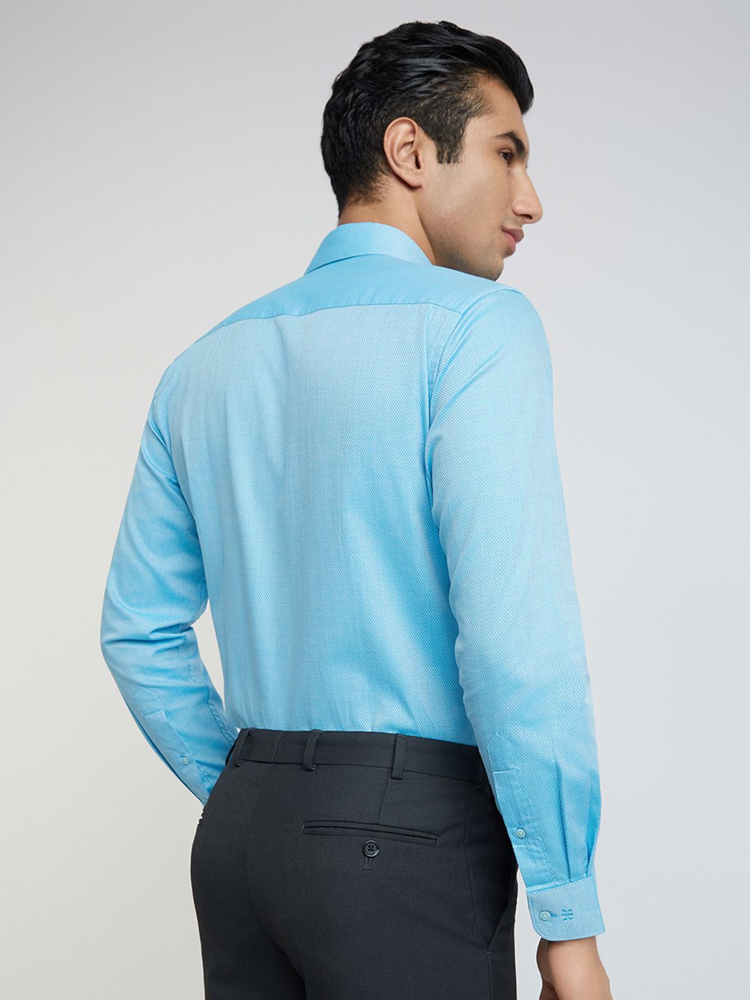 Raymond Textured Pure Cotton Slim Fit Formal Shirt