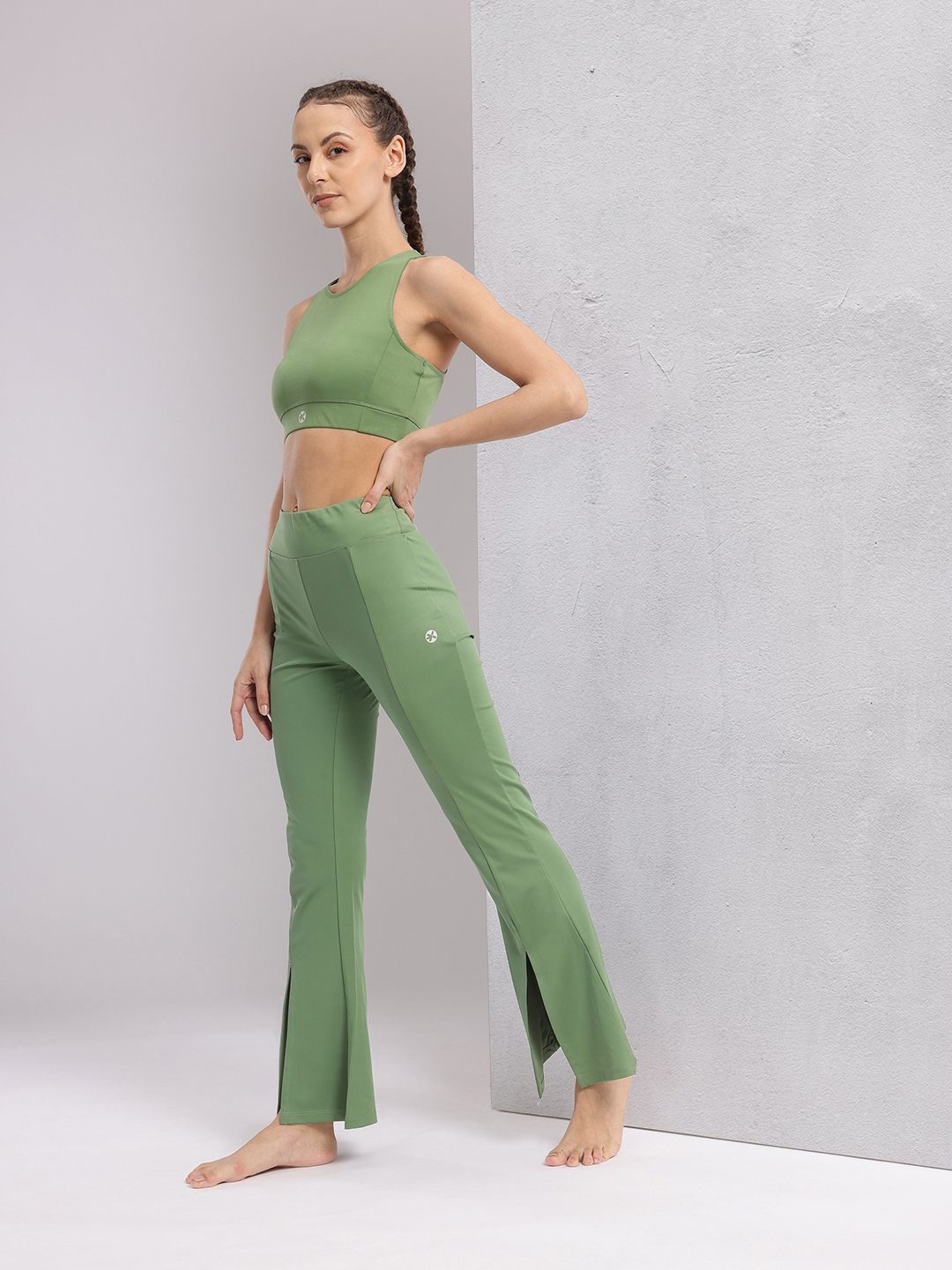 HRX by Hrithik Roshan Solid Yoga Tracksuit with Slit Detail