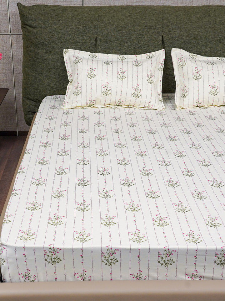 URBAN SPACE Pink & White Floral Cotton 200 TC Queen Bedsheet with 2 Pillow Covers