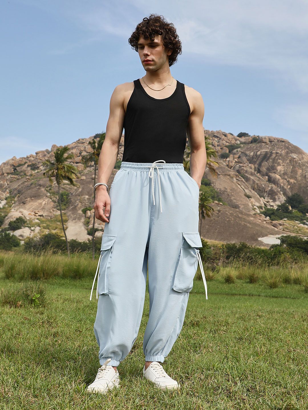 Campus Sutra Men Comfort Cargos Trousers