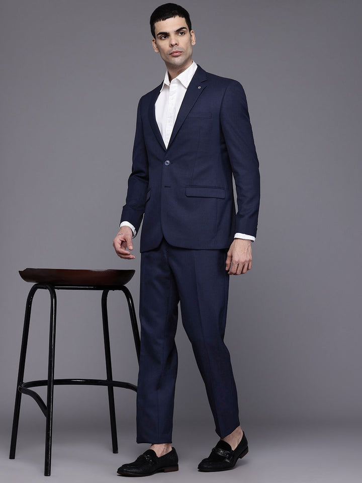Blazer Parti Raymond dengan Seluar