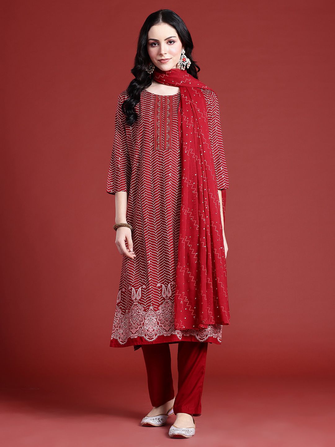 Anouk Bandhani Printed Regular Thread Work Kurta With Trousers & Dupatta