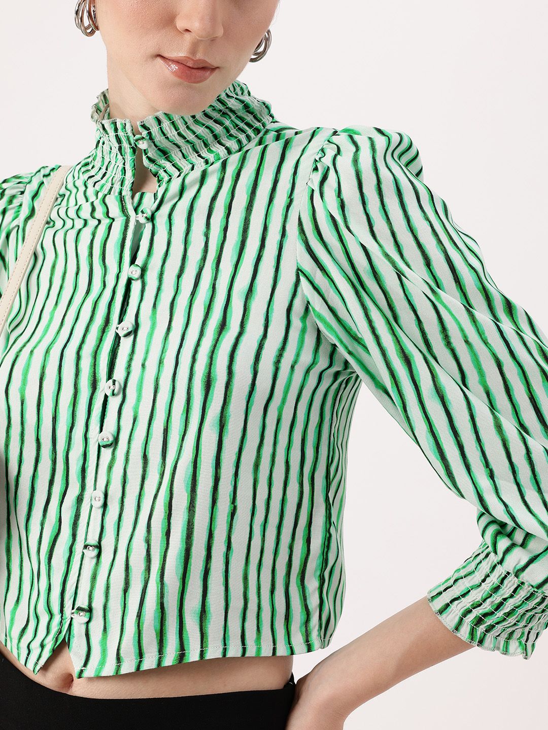 DressBerry Kawaii Core Striped Shirt Style Crop Top
