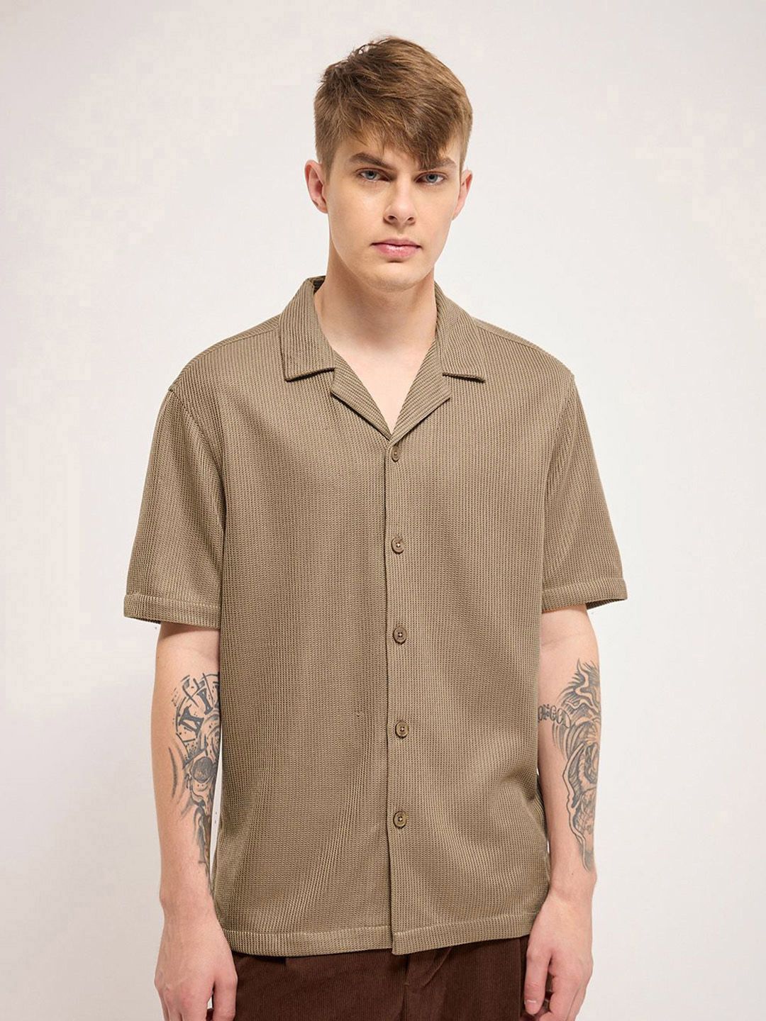 THE BEAR HOUSE Men Cuban Collar Abstract Printed Casual Shirt