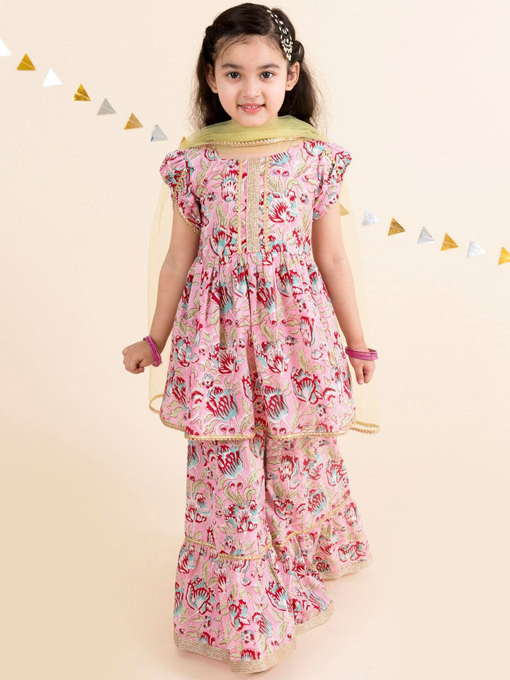 pspeaches Girls Pink Floral Printed Gotta Patti Pure Cotton Kurti with Palazzos With Dupatta