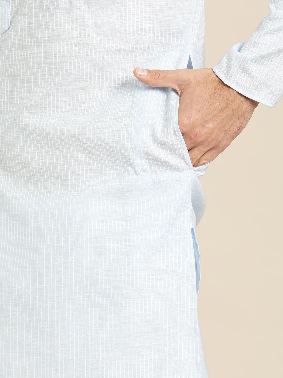 SOJANYA Men Blue & White Striped Straight Kurta