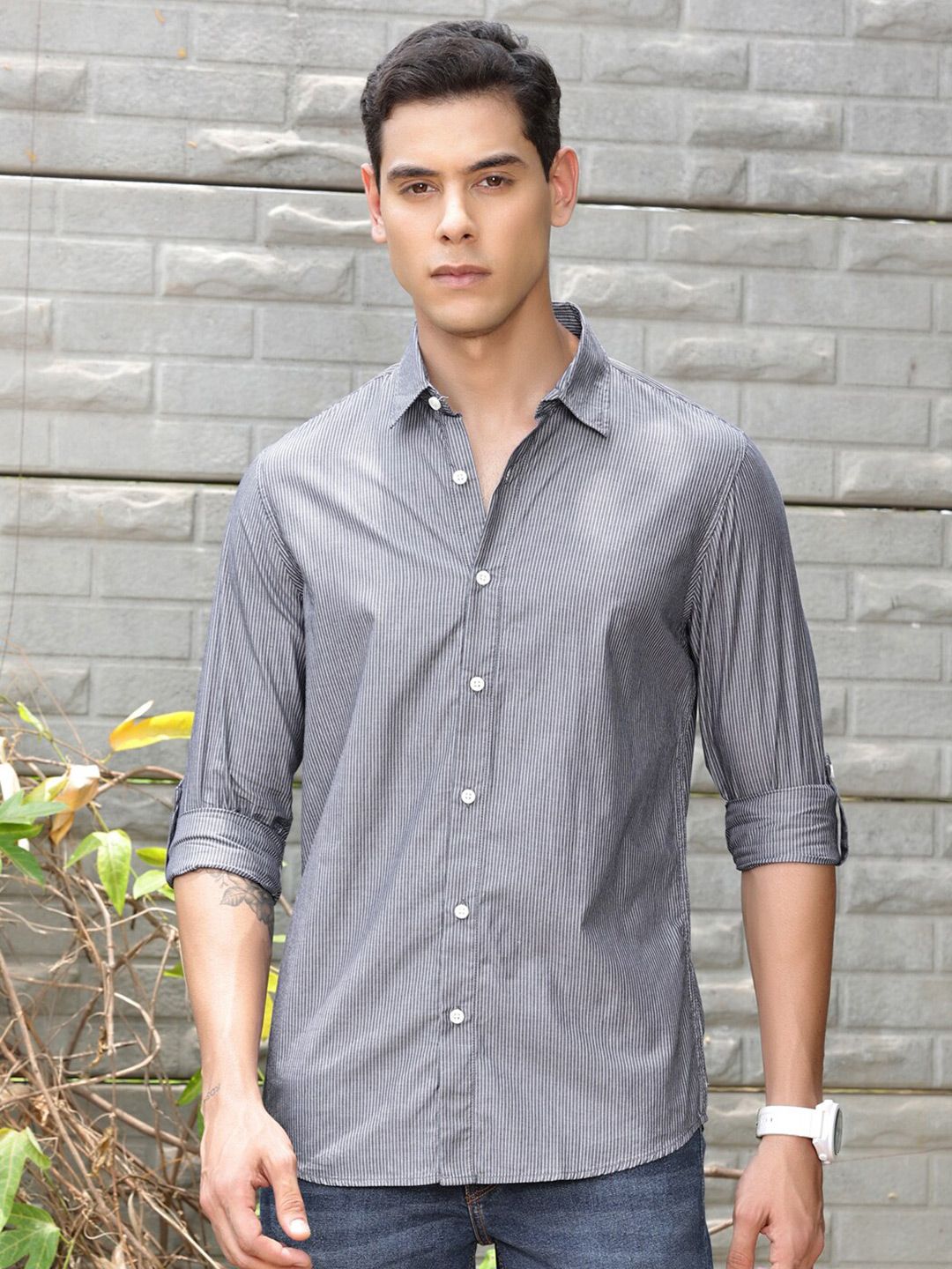 Thomas Scott Premium Fit Striped Spread Collar Roll-Up Sleeves Cotton Casual Shirt