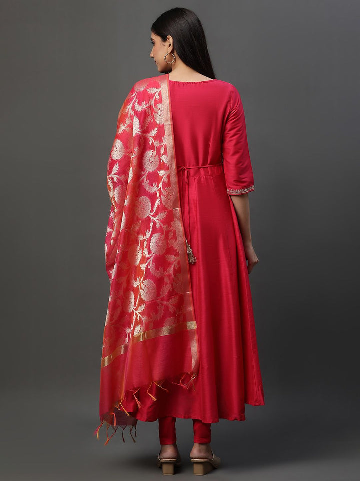 AURELIA Women Pink Floral Embroidered Empire Sequinned Kurta with Trousers & With Dupatta