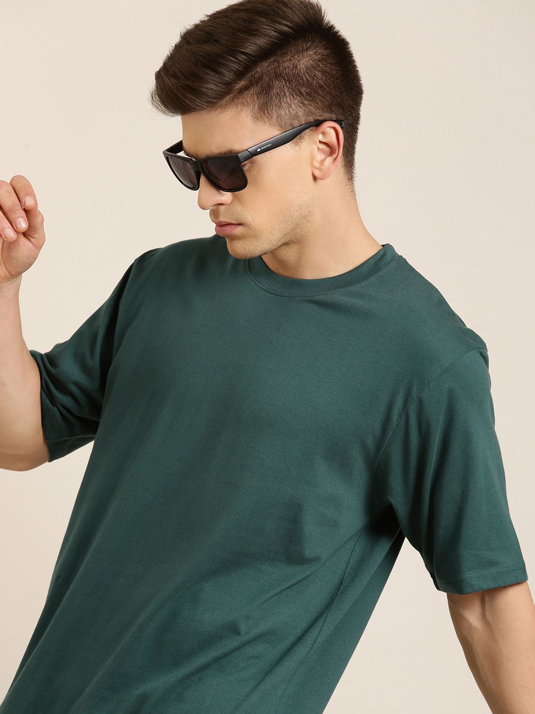 DILLINGER Men Green Solid Pure Cotton Drop-Shoulder Sleeves Oversized Fit T-shirt