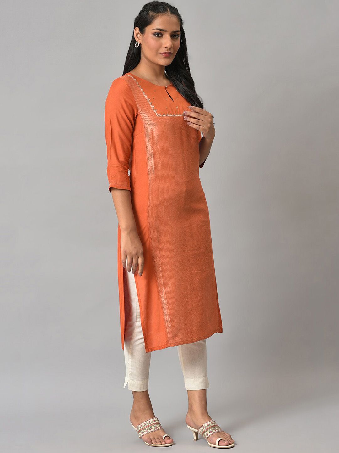 W Embellished Keyhole Neck Three-Quarter Sleeves Embellished Cotton Kurta