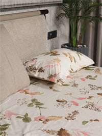 URBAN SPACE White & Peach-Coloured Pure Cotton 200 TC Queen Bedsheet with 2 Pillow Covers