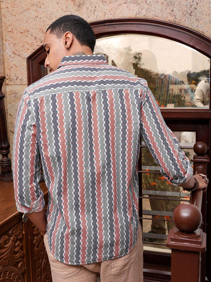 The Indian Garage Co Men Slim Fit Geometric Printed Resortwear Shirt
