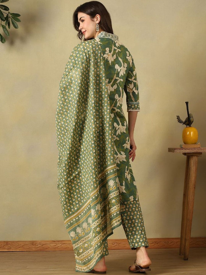 Mamicha Women Floral Printed Angrakha Pure Cotton Kurta with Trousers & With Dupatta