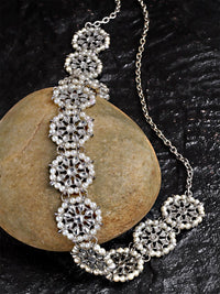 KARATCART Oxidised Sliver-Toned White Kundan-Studded Pearl Beaded Kamarbandh