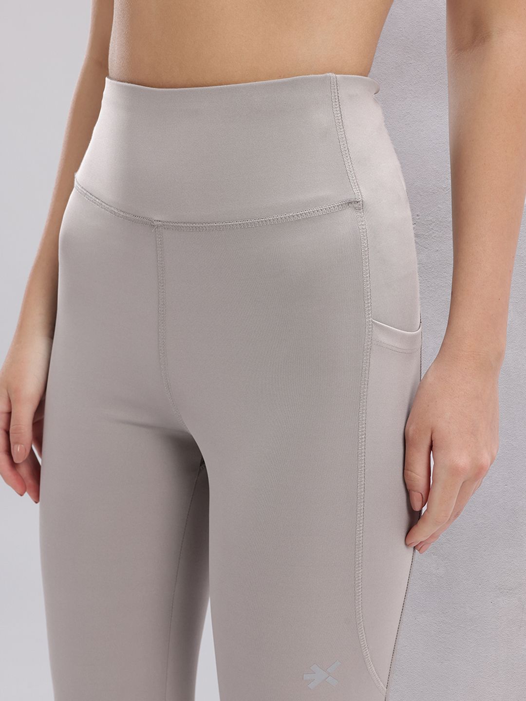 HRX by Hrithik Roshan Women Rapid-Dry Cropped Running Tights