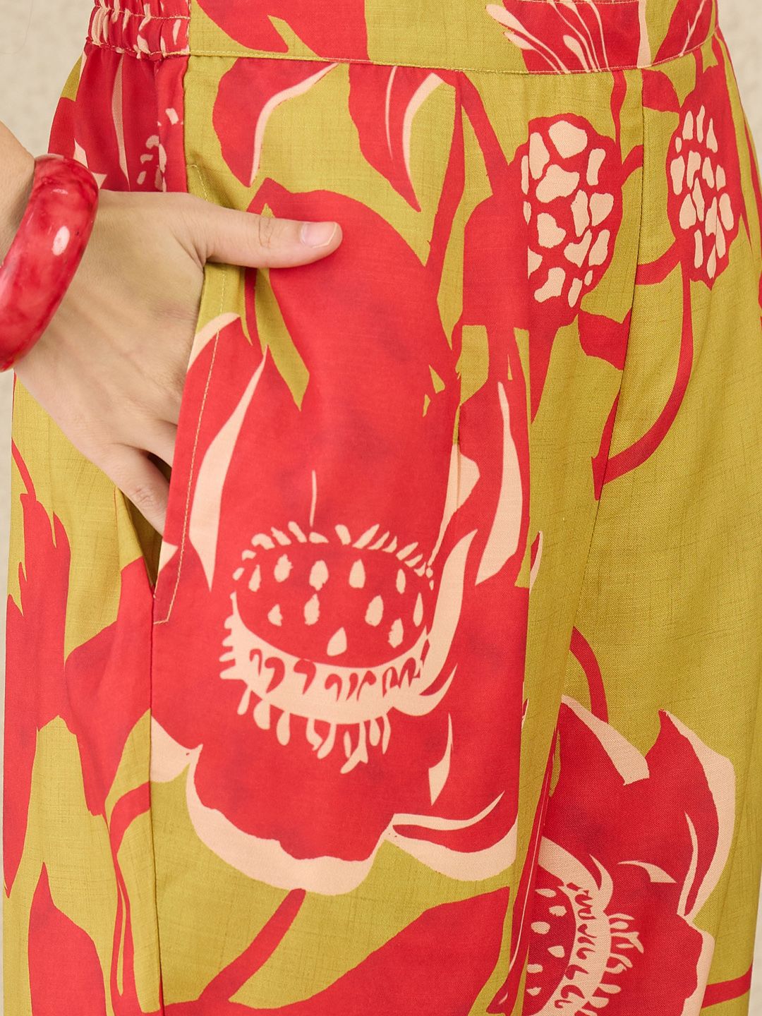 Indo Era Women Floral Printed Regular Kurta with Trousers