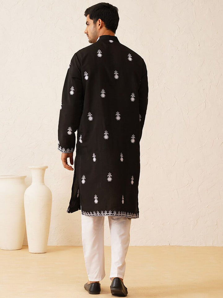 SOJANYA LUXE Embroidered Mandarin Collar Long Sleeves Cotton Straight Kurta