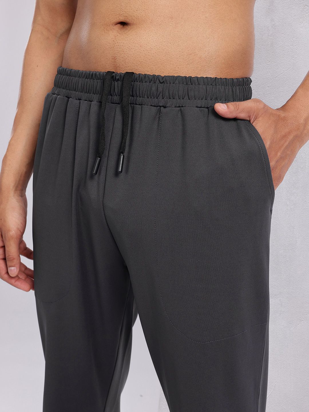 HRX by Hrithik Roshan Men Typography Printed Mid-rise Rapid-Dry Training Joggers