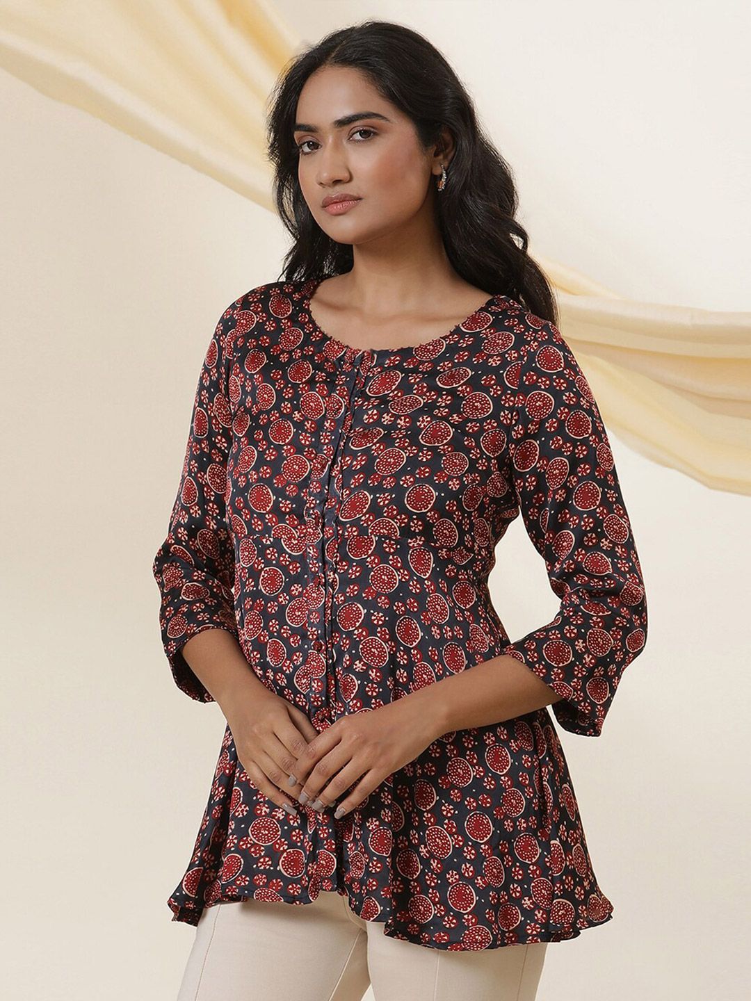 W Floral Printed Round Neck A-Line Top