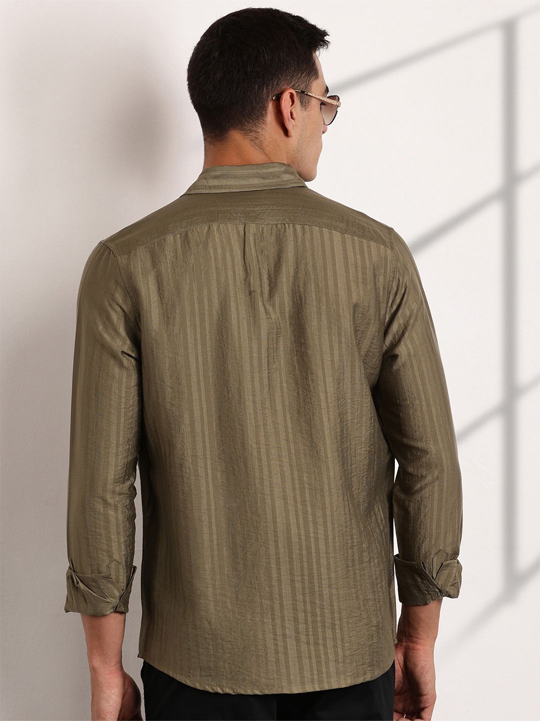 Thomas Scott Men Classic Slim Fit Opaque Casual Shirt