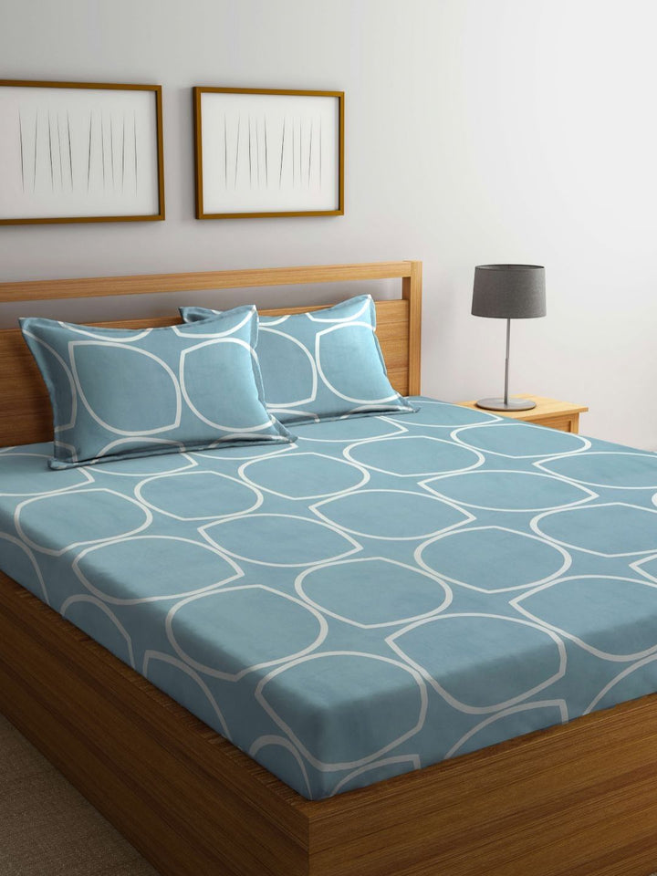 Myntra Elegant Homes Biru & Merah Jambu Bercetak Set Cadar King 300 TC 2.50 m x 2.20m