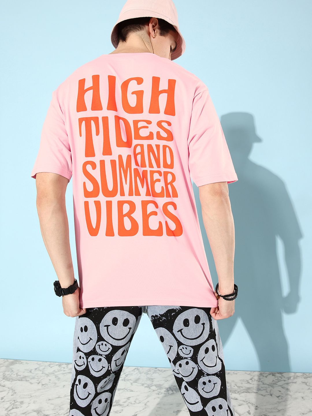 Difference of Opinion Men Pink & Orange Pure Cotton Typography Printed Loose T-shirt