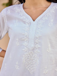 House of Chikankari Women White Cotton Chikankari Embroidered Kurti