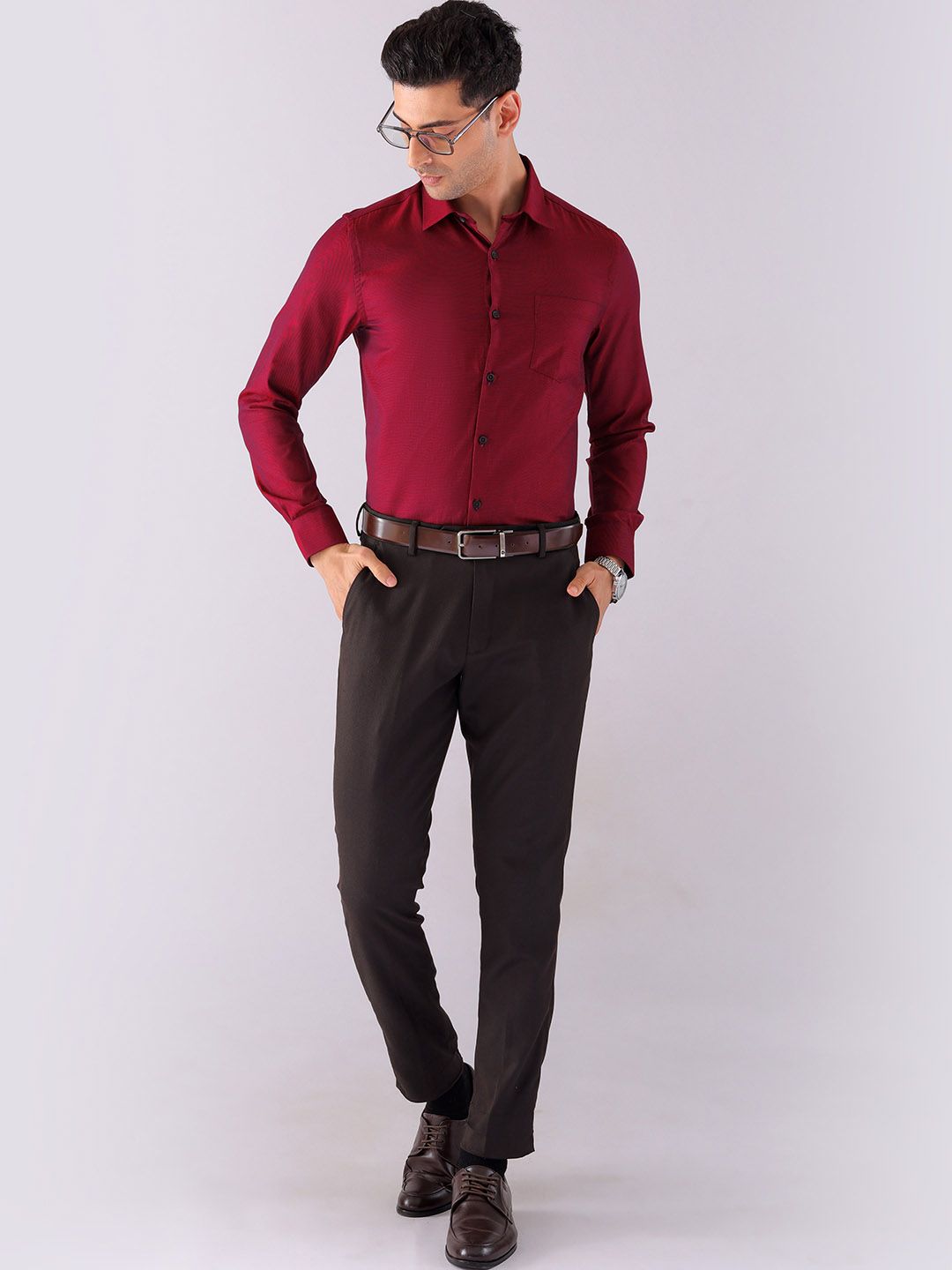 The Indian Garage Co. X Luxe Men Solid Slim Fit Opaque Formal Shirt