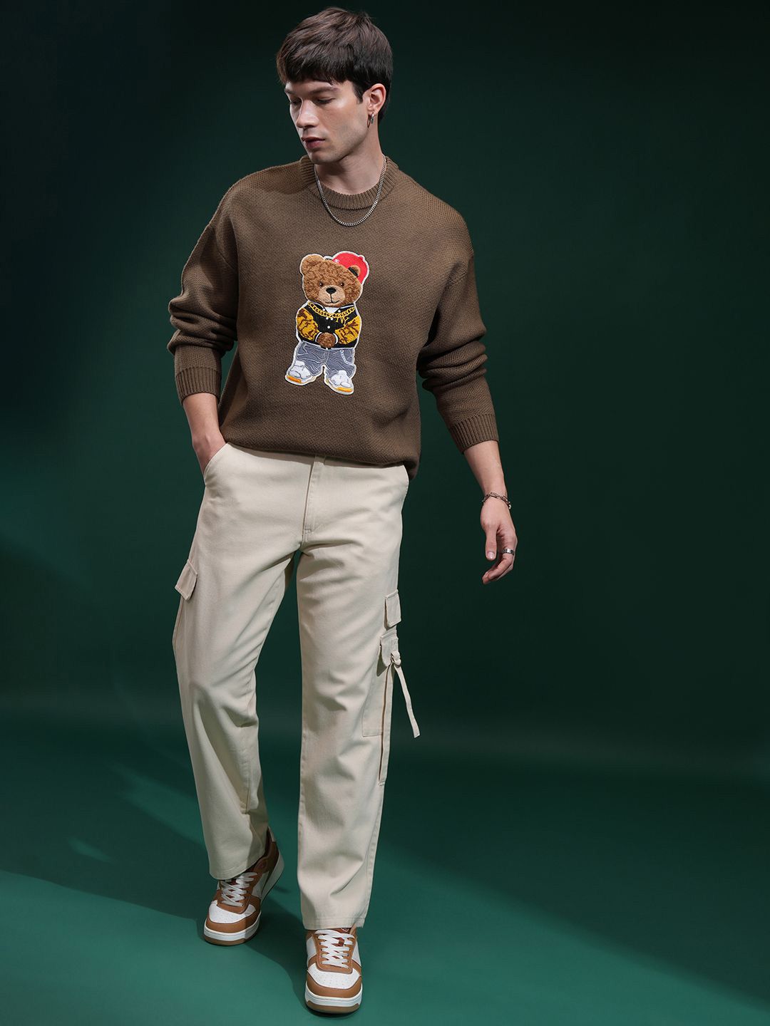 HIGHLANDER Men Embellished Round Neck Sweater