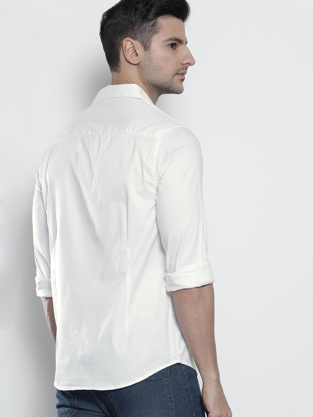 The Indian Garage Co Men White Comfort Solid Casual Shirt