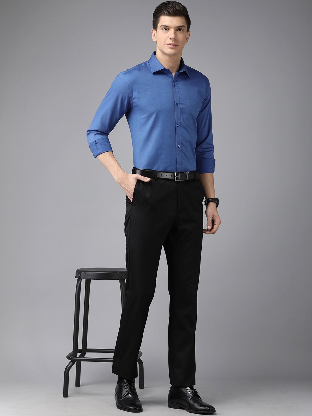 Park Avenue Men Blue Textured Slim Fit Formal Shirt