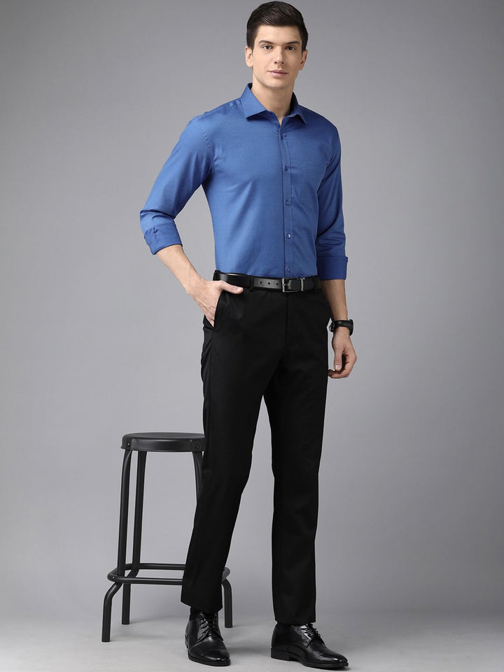 Park Avenue Men Blue Textured Slim Fit Formal Shirt