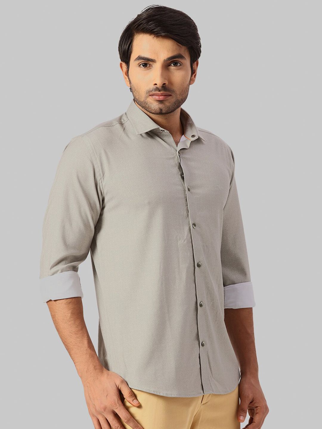 Park Avenue Spread Collar Slim Fit Opaque Casual Shirt